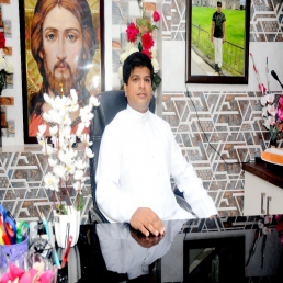 Fr David James